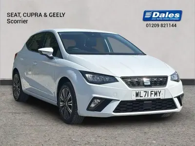 Used Seat Ibiza SE Technology 94 HP (69 kW) 2022 White Hatchback