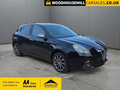 Used Alfa Romeo Giulietta 2013 Black/grey Hatchback