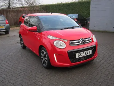 Używany Citroën C1 Flair 82 KM (60 kW) 2015 Czerwony Hatchback