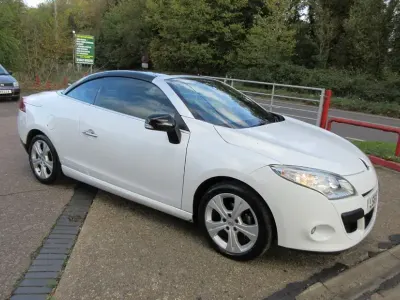 Używany Renault Mégane Dynamique 130 KM (95 kW) 2011 Kabriolet