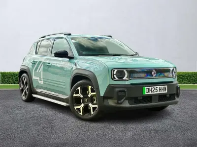 New Renault R4 Komfort 110 kW (150 HP) 2025 Green Hatchback