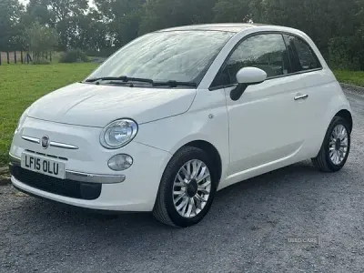 Used Fiat 500 Lounge 69 HP (50 kW) 2015 White Hatchback