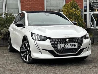 White Used 2020 Peugeot 208 GT-line Hatchback | £12,995 (Fair price)