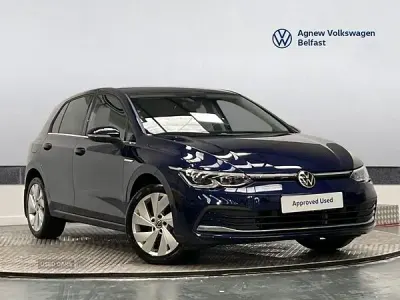Used VW Golf VIII Style 130 HP (95 kW) 2023 Blue Hatchback