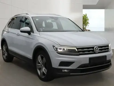 Używany VW Tiguan SEL 150 KM (110 kW) 2018 Srebrny SUV