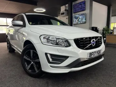 Used Volvo XC60 R-Design 190 HP (139 kW) 2017 White SUV