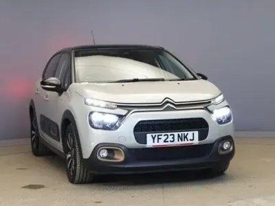 Used Citroën C3 PureTech 81 HP (59 kW) 2023 Beige Hatchback