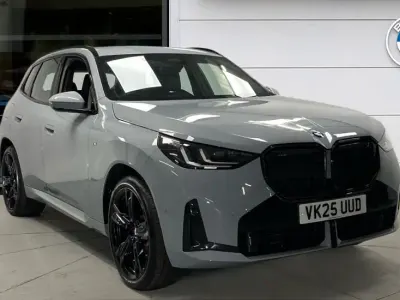 Usado BMW X3 M Sport 194 HP (142 kW) 2025 Cinzento SUV