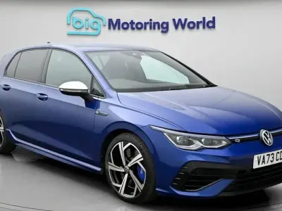 Second-hand VW Golf VIII R 320 CP (235 kW) 2024 Albastru Hatchback