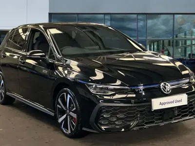 New VW Golf VIII GTE 272 HP (200 kW) 2026 Grenadilla black metallic Hatchback