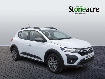 Begagnad Dacia Sandero Expression 100 HK (73 kW) 2023 Vit Halvkombi