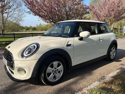 Used Mini Cooper Classic 2020 White Hatchback