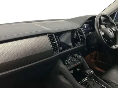 Used Skoda Kodiaq SE L Executive 150 HP (110 kW) 2022 Race blue metallic SUV