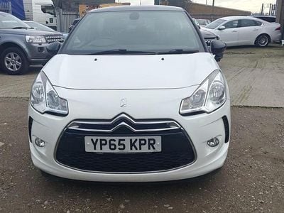 Used DS Automobiles DS3 110 HP (80 kW) 2015 White Hatchback