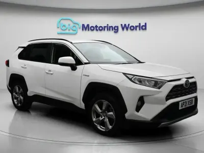 Used Toyota RAV4 Hybrid Design 219 HP (161 kW) 2021 White SUV