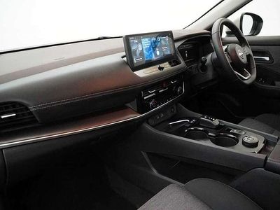 Used Nissan X-Trail N-Connecta 213 HP (156 kW) 2024 Silver SUV