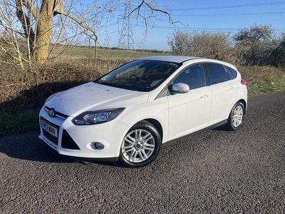 Used Ford Focus Titanium 2013 White Hatchback