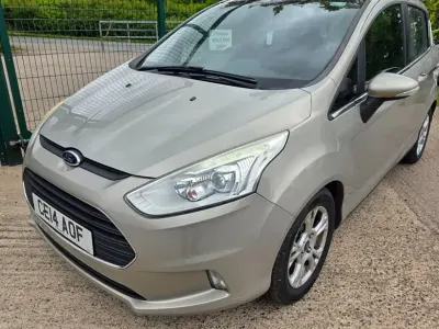 Używany Ford B-MAX Zetec 90 KM (66 kW) 2014 Srebrny Minivan
