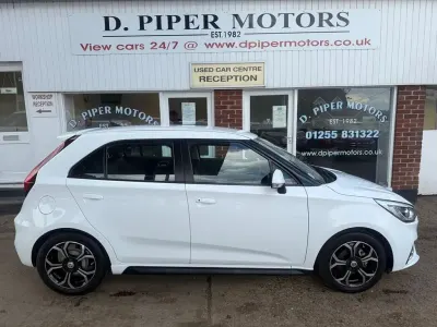 Used MG MG3 Exclusive 106 HP (77 kW) 2022 White Hatchback