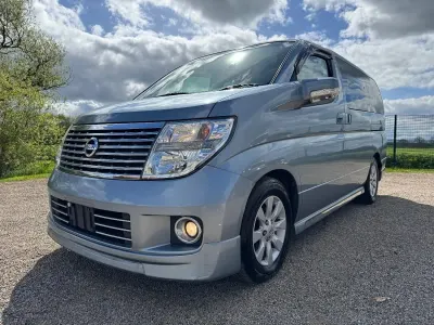 Usado Nissan Elgrand