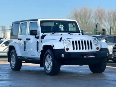 Begagnad Jeep Wrangler Sahara 197 HK (144 kW) 2014 Vit SUV