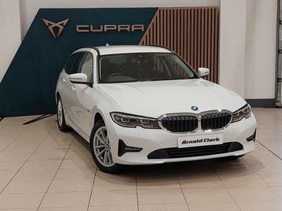 BMW 330e