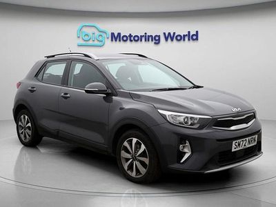 Used Kia Stonic 99 HP (72 kW) 2022 Grey SUV