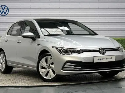 Used VW Golf VIII Style 150 HP (110 kW) 2023 Silver Hatchback