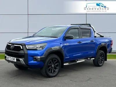 Usado Toyota HiLux 204 CV (150 kW) 2024 Azul Pickup/Camioneta