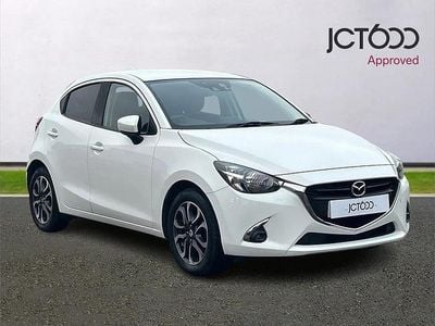 Used Mazda 2 Inclusive 88 HP (64 kW) 2018 White Hatchback