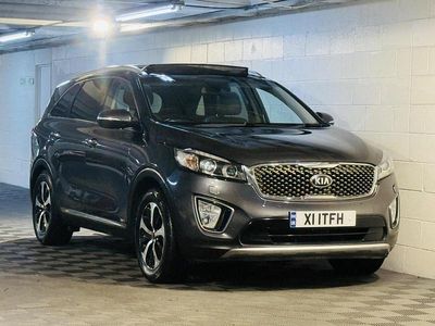Grey Used 2016 Kia Sorento SUV | £7,989 (Good price)
