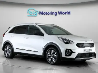Używany Kia Niro 139 KM (102 kW) 2022 Biały SUV