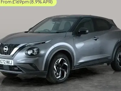 Używany Nissan Juke N-Connecta 114 KM (83 kW) 2023 Szary SUV