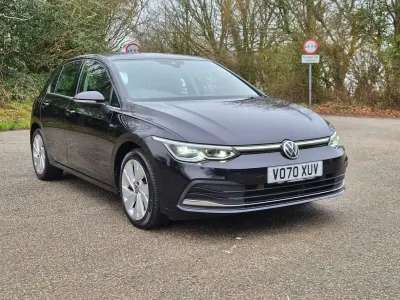 Usado VW Golf VII Style 130 HP (95 kW) 2020 Preto Citadino