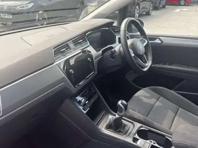 Used VW Touran Match 150 HP (110 kW) 2025 Black MPV