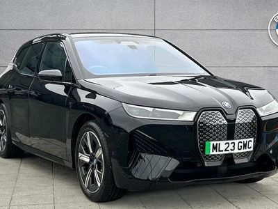BMW iX