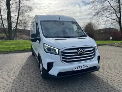 Used Maxus V90 163 HP (119 kW) 2023 White Van