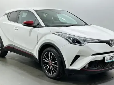 Used Toyota C-HR 116 HP (85 kW) 2018 White SUV