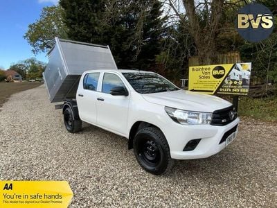 White Used 2019 Toyota HiLux Active Pickup | £23,750 (Expensive)