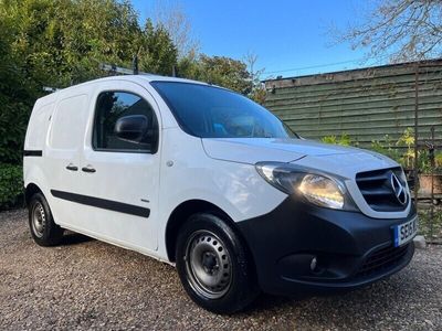 Mercedes Citan 111