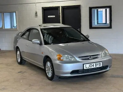 Used Honda Civic 125 HP (91 kW) 2004 Silver Coupe