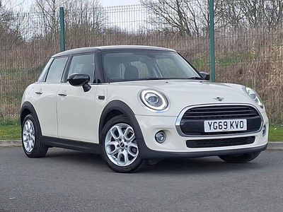 Used Mini Cooper Classic 136 HP (100 kW) 2019 White Hatchback