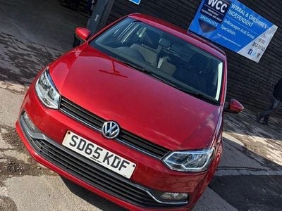 Used VW Polo SE 60 HP (44 kW) 2015 Red Hatchback