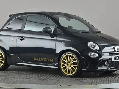 Usado Abarth 595 167 HP (122 kW) 2021 Preto Citadino