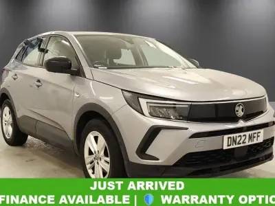 Second-hand Vauxhall Grandland X Design Edition 130 CP (95 kW) 2022 Gri SUV