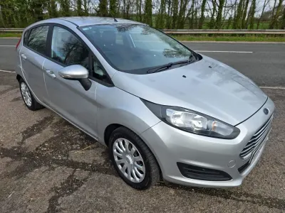 Usado Ford Fiesta Style 2013 Prateado Citadino