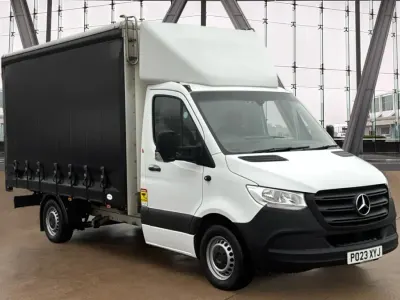 Begagnad Mercedes Sprinter Progressive 150 HK (110 kW) 2023 Vit Van