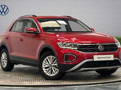 Used VW T-Roc Life 110 HP (80 kW) 2023 Red SUV