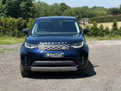 Used Land Rover Discovery 5 S 250 HP (183 kW) 2021 Blue SUV