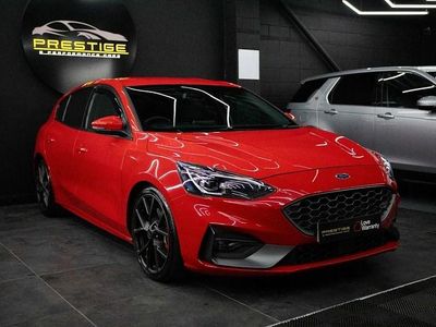 Used Ford Focus ST 190 HP (139 kW) 2021 Red Hatchback